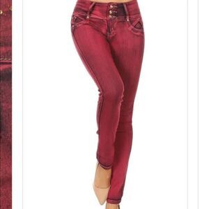 Ladies jeans buy 1 get 1 50% off!!! 🔥🔥🔥🔥